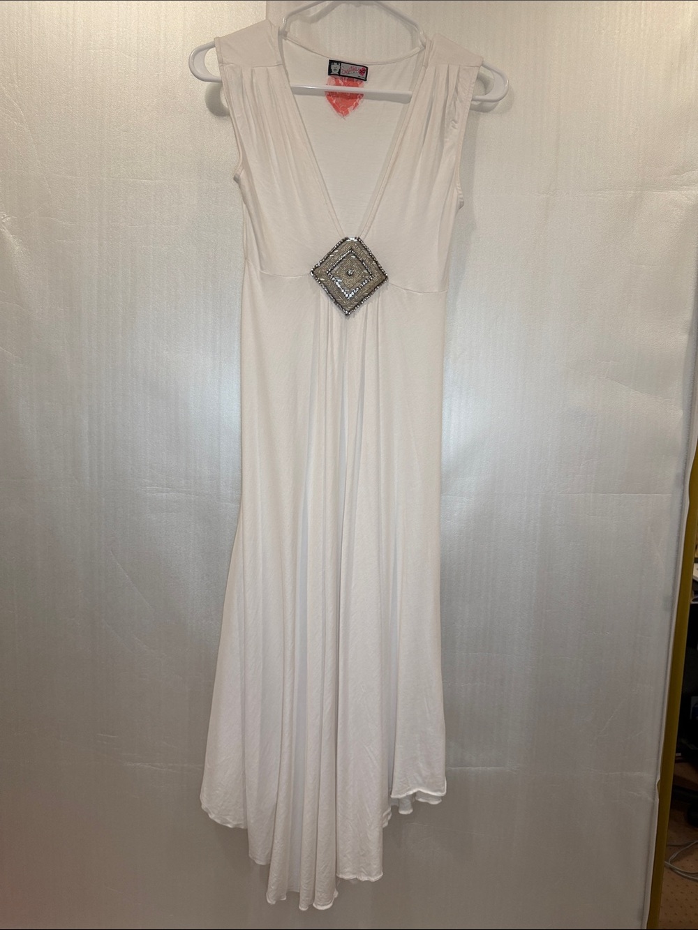 Elegant White Embellished V-Neck Midi Dress